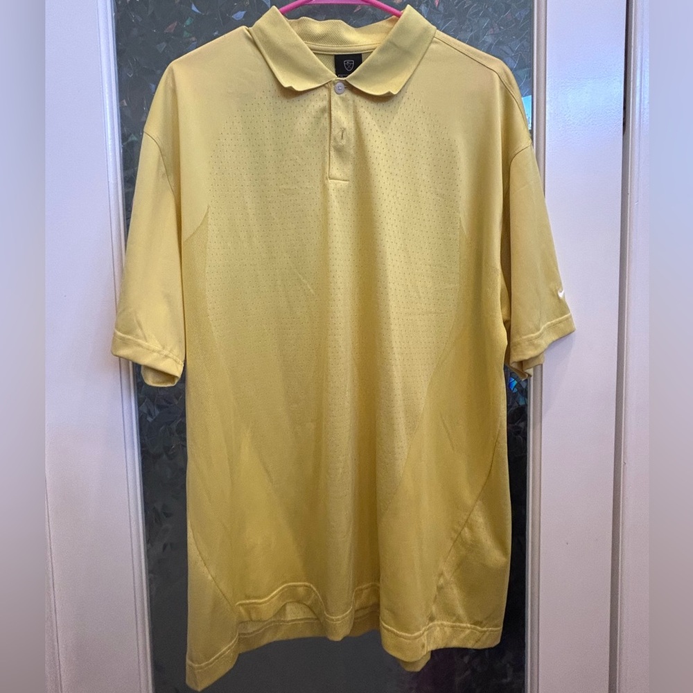 Nike Yellow Polo Shirt Classic Design Casual Wear B20